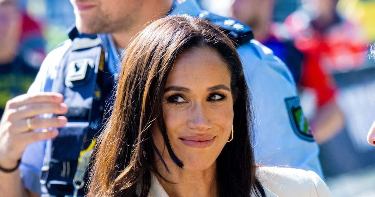 Meghan Markle ηλικία: Τα 45α γενέθλια, η σιωπή του Παλατιού και η νέα ζωή στην Καλιφόρνια