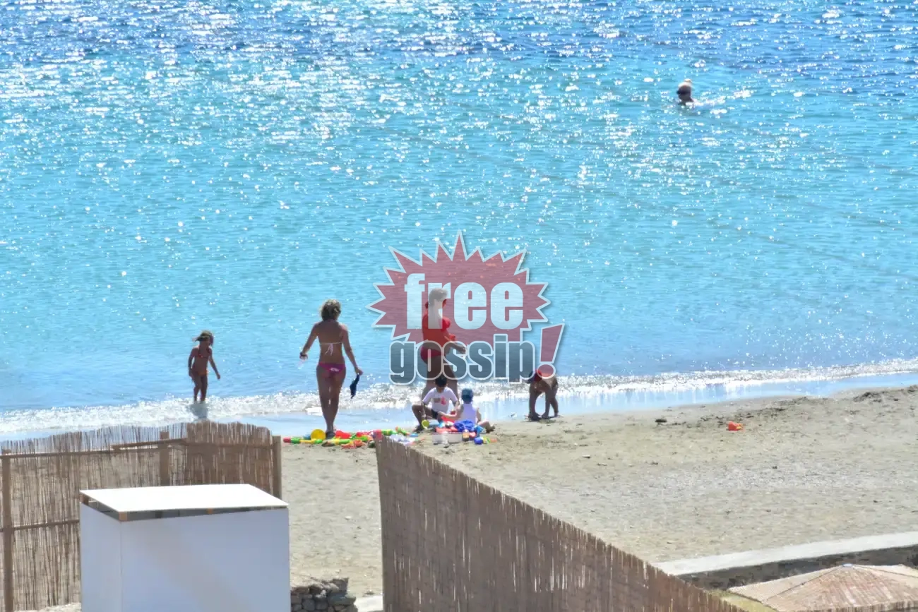 Διακοπές 2026: Από τους 100 Έλληνες μόνο οι 50 πήγαν θάλασσα – Πού έμειναν και πόσα ξόδεψαν;