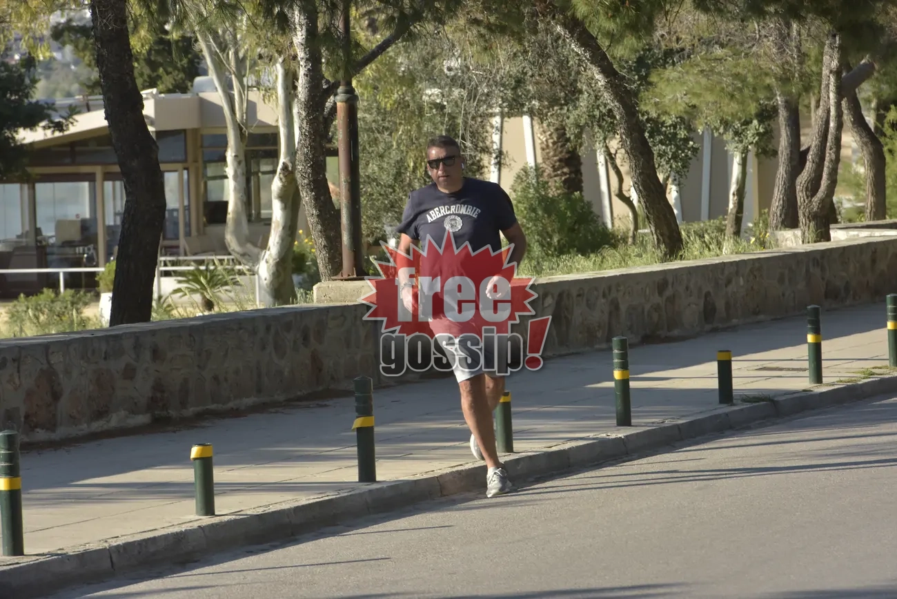 Βουλιαγμένη: Ο Γιώργος Λιάγκας για τρέξιμο χωρίς να… ιδρώσει τη φανέλα