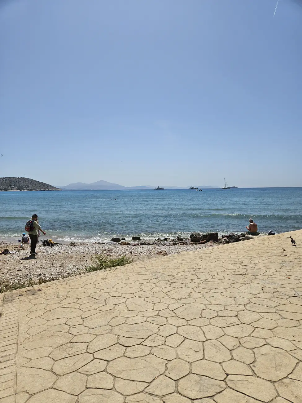 Παραλία Βάρκιζας: Πού θα κάνεις δωρεάν το μπάνιο σου! Η πραγματική κατάσταση στην ελεύθερη ακτή της Αθηναϊκής Ριβιέρας